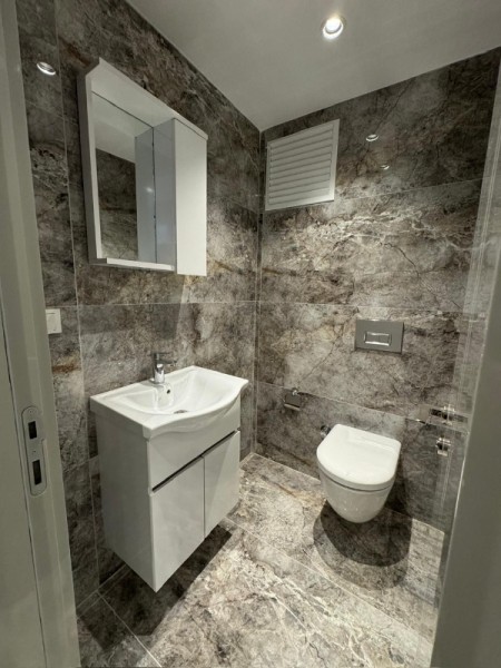Siris Park Evleri'nde 4.Kat Geniş 2+1 | Net 90 m² | Çift Banyolu | Balkonlu