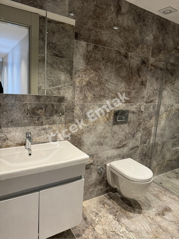 Siris Park Evleri'nde 4.Kat Geniş 2+1 | Net 90 m² | Çift Banyolu | Balkonlu