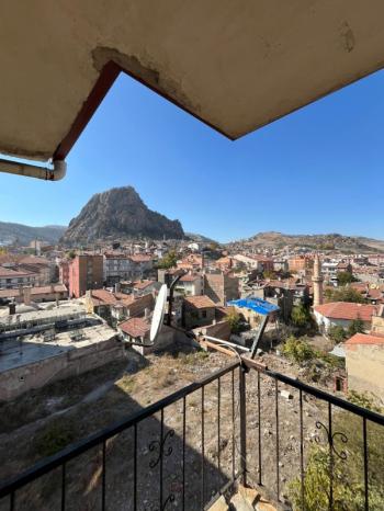 AFYON ÜÇOK EMLAKTAN DAİRECEP MAH KİRALIK MERKEZDE 2+1 DAİRE