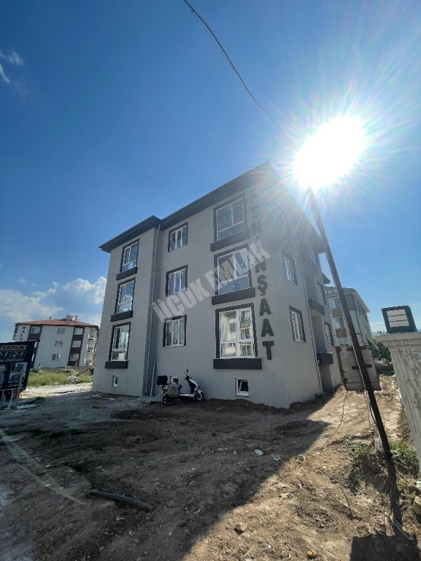 AFYON ÜÇOK EMLAKTAN MAREŞAL F ÇAKMAK MAH SATILIK 2+1 SIFIR ARAKAT DAİRE