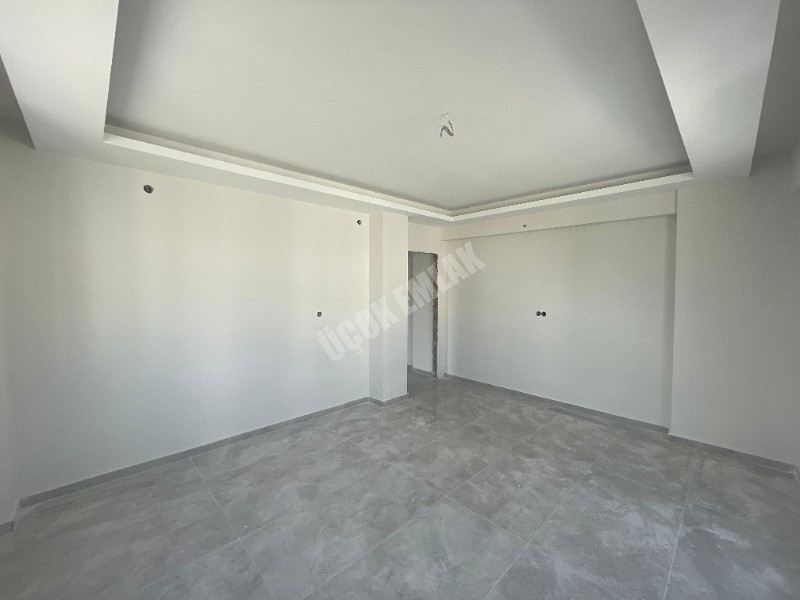 AFYON ÜÇOK EMLAKTAN MAREŞAL F ÇAKMAK MAH SATILIK 2+1 SIFIR ARAKAT DAİRE
