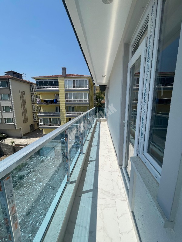 AFYON ÜÇOK EMLAKTAN İSTİKLAL MAH DA SATILIK SIFIR ULTRA LÜKS DAİRELER
