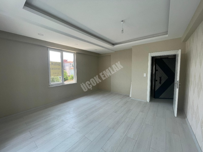 AFYON ÜÇOK EMLAKTAN İSTİKLAL MAH DA SATILIK SIFIR ULTRA LÜKS DAİRELER