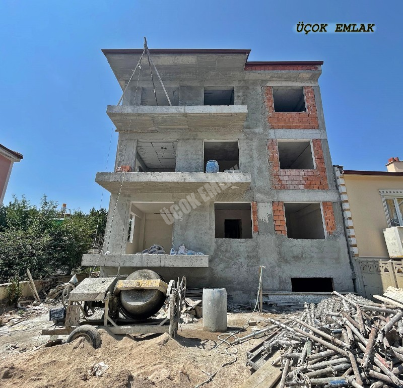 AFYON ÜÇOK EMLAKTAN FATİH MAH SATILIK SIFIR 2+1 ARAKAT LÜX DAİRE
