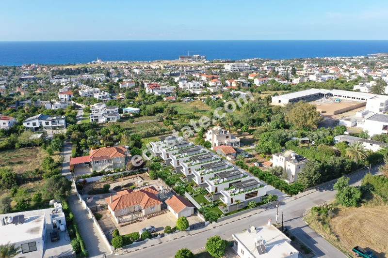 GİRNE ÇATALKÖY'DE SATILIK 3+1 MÜSTAKİL BAHÇELİ VİLLALAR