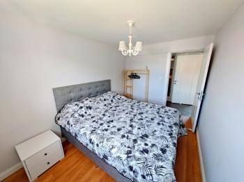 Denize Yakın Eşyalı Kiralık Daire