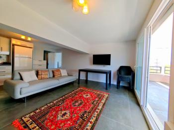 Denize Yakın Eşyalı Kiralık Daire