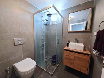 Denize Yakın Eşyalı Kiralık Daire