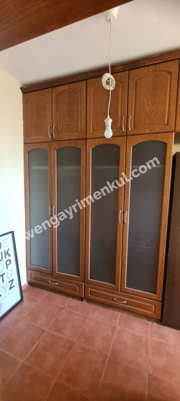MODA'DA DENİZ MANZARALI BALKONLU VE ASANSÖRLÜ 3+1