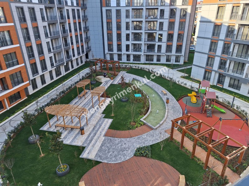 Tuzla  Happy Life Projesinde Satılık 3+1 Daire