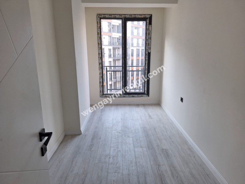 Tuzla  Happy Life Projesinde Satılık 3+1 Daire