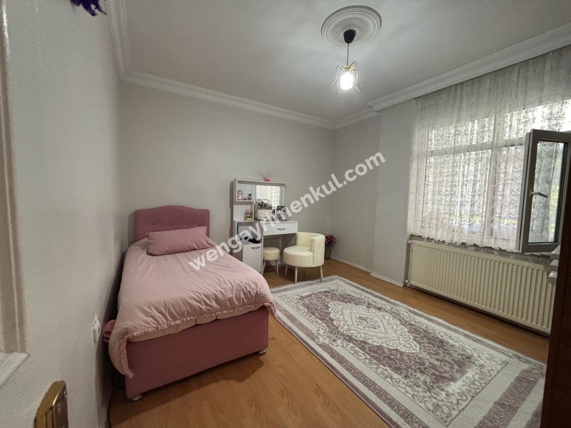 Yavuztürk Mahallesi Üsküdar Geniş 3+1 Ferah Daire
