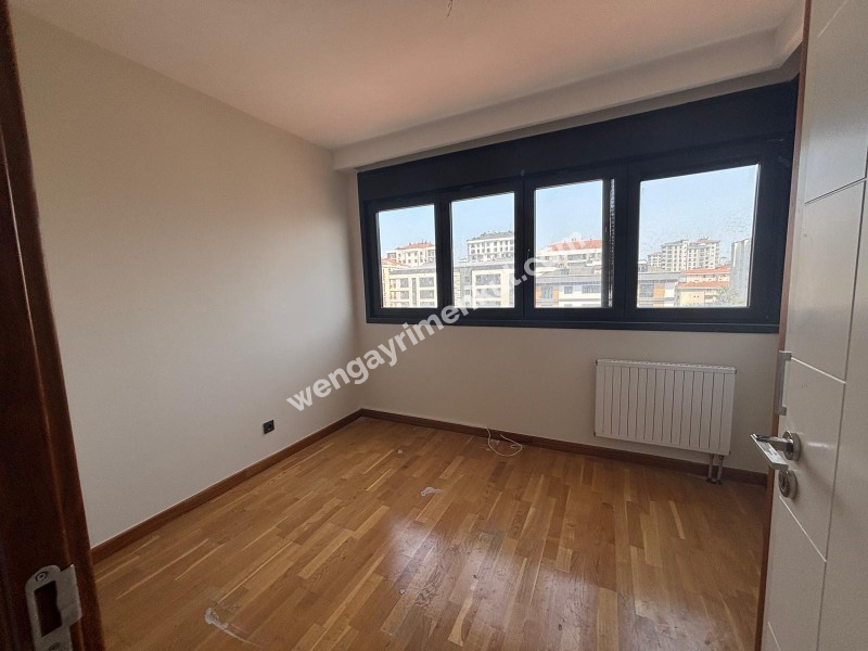 Ömerpaşa Satılık Lüx daire 3+1