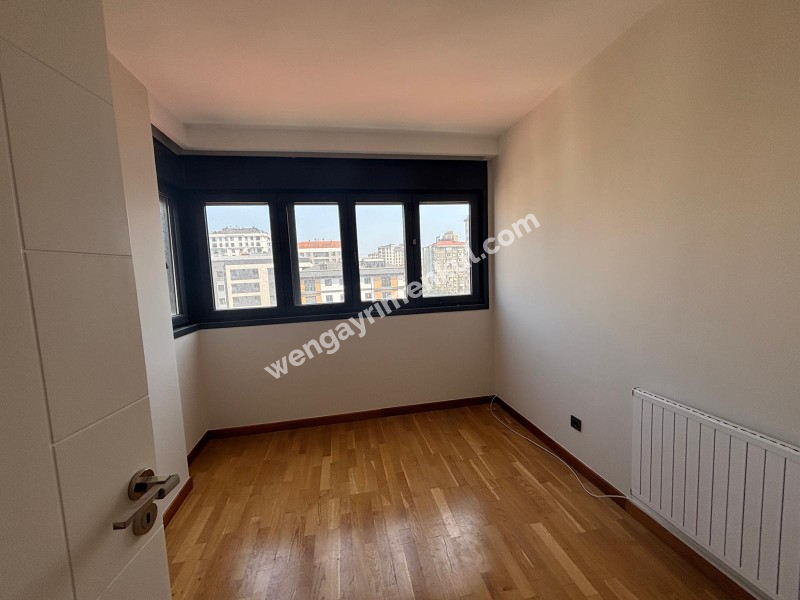 Ömerpaşa Satılık Lüx daire 3+1
