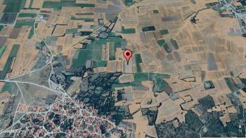 GÜVENAY – ÇORUM MERKEZ BUĞDÜZ KÖYÜ – YOL KENARI SATILIK TARLA