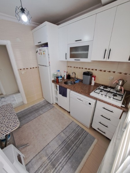 Yeşilpınar Cadde Üzeri 2+1 Balkonlu 1.Kat Satılık Daire