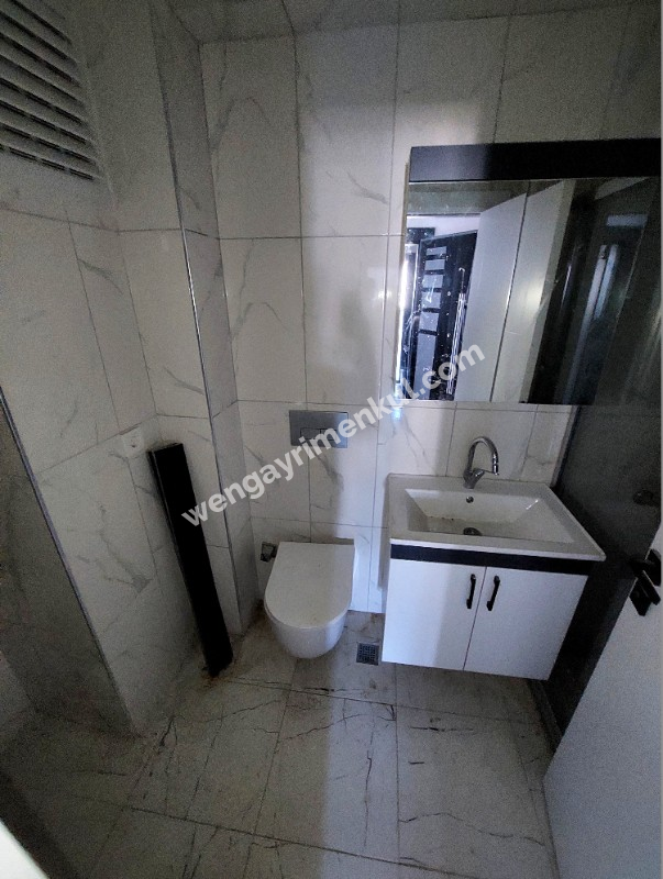 WEN BERKAN GÜLER'DEN KARLITEPE MAH'DA 1+1 65m2 1. KAT KAPALI OTAPARK SIFIR