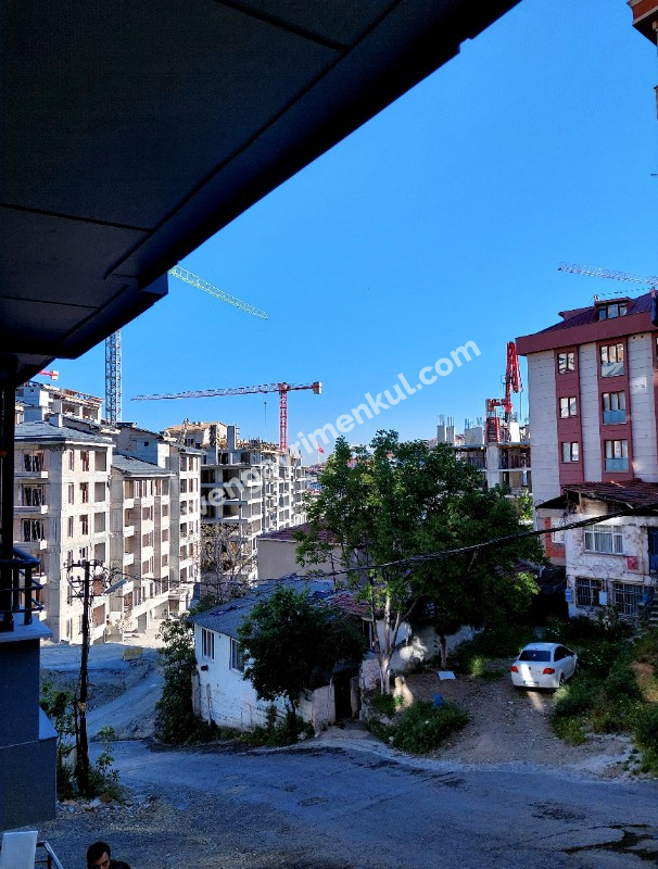 WEN BERKAN GÜLER'DEN KARLITEPE MAH'DA 1+1 65m2 1. KAT KAPALI OTAPARK SIFIR