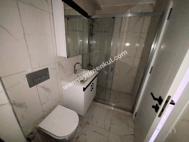WEN BERKAN GÜLER'DEN KARLITEPE MAH'DA 1+1 65m2 1. KAT KAPALI OTAPARK SIFIR