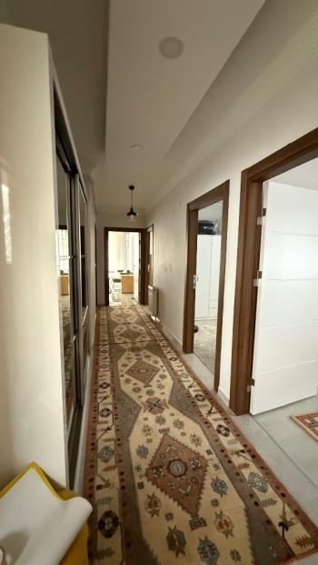 GÜVENAY – ÇORUM OSMANCIK CADDESİ ÜZERİ – SATILIK 3+1 DAİRE