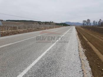 GÜVENAY – ÇORUM CEMİLBEY YOLU ÜZERİ – ANA YOLA CEPHELİ 570 M² CEVİZ AĞAÇLI HAZIR BAHÇE