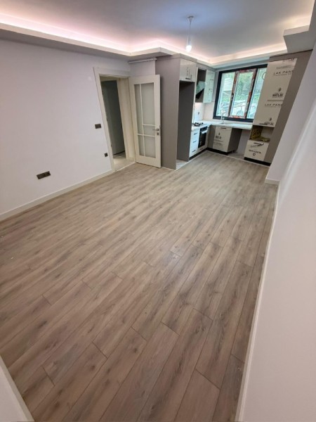 Binevler'de Metroya 5 Dk, Düz Giriş Sıfır 1+1 Satılık Daire