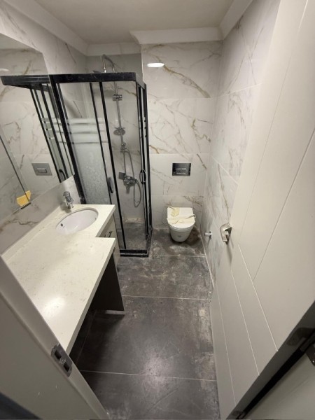 Binevler'de Metroya 5 Dk, Düz Giriş Sıfır 1+1 Satılık Daire