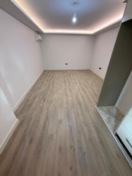 Binevler'de Metroya 5 Dk, Düz Giriş Sıfır 1+1 Satılık Daire