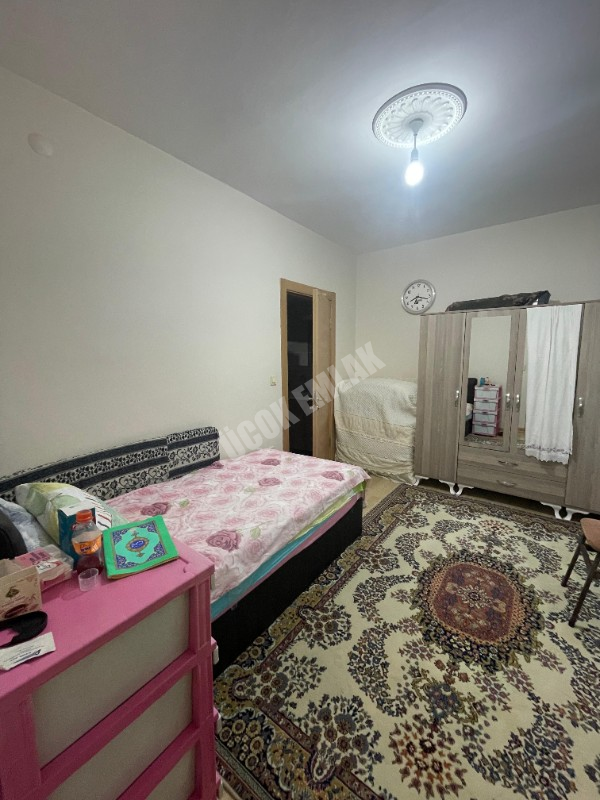 AFYON ÜÇOK EMLAKTAN KANLICA MAH TOKİDE SATILIK 2+1 ARAKAT DAİRE