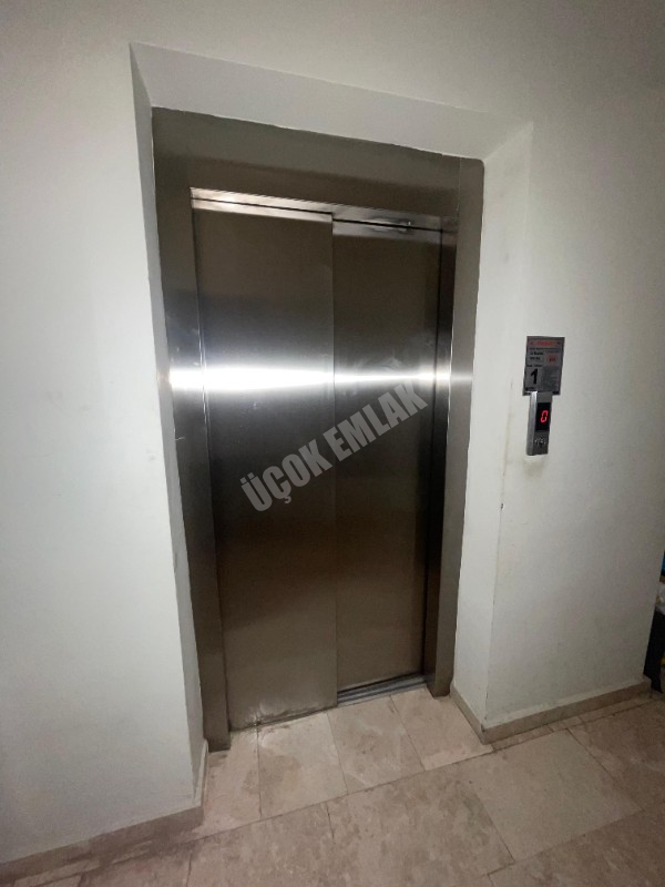 AFYON ÜÇOK EMLAKTAN KANLICA MAH TOKİDE SATILIK 2+1 ARAKAT DAİRE