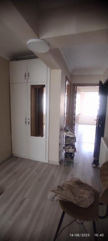 Antre Emlak'tan Satılık Akıncılar İzban Yanı Doğalgazlı Bakımlı 2+1 3.Kat Daire