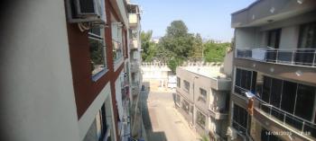 Antre Emlak'tan Satılık Akıncılar İzban Yanı Doğalgazlı Bakımlı 2+1 3.Kat Daire