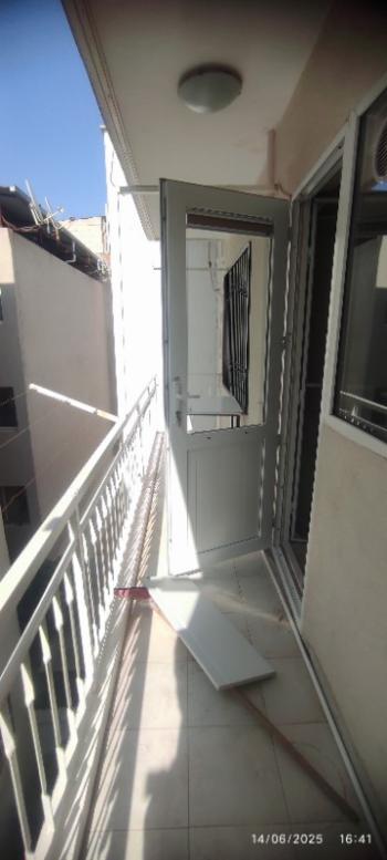 Antre Emlak'tan Satılık Akıncılar İzban Yanı Doğalgazlı Bakımlı 2+1 3.Kat Daire