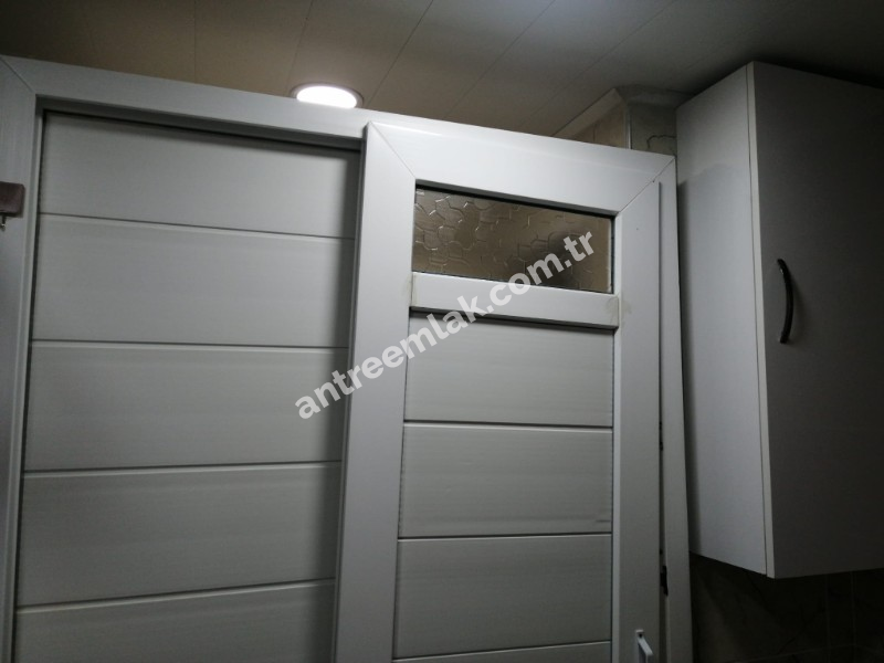 Antre Emlak'tan Satılık Akıncılar İzban Yanı Doğalgazlı Bakımlı 2+1 3.Kat Daire