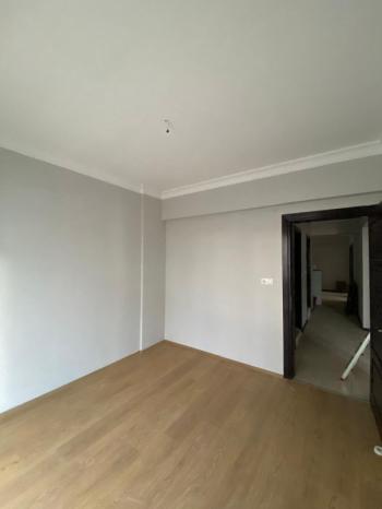 ARTI'DAN ÖZLÜCE'DE KİRALIK GENİŞ SİTEİÇİ HAVUZLU DAİRE