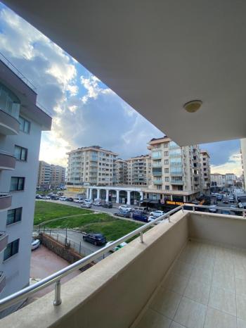 ARTI'DAN ÖZLÜCE'DE KİRALIK GENİŞ SİTEİÇİ HAVUZLU DAİRE