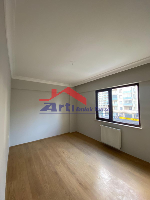 ARTI'DAN ÖZLÜCE'DE KİRALIK GENİŞ SİTEİÇİ HAVUZLU DAİRE