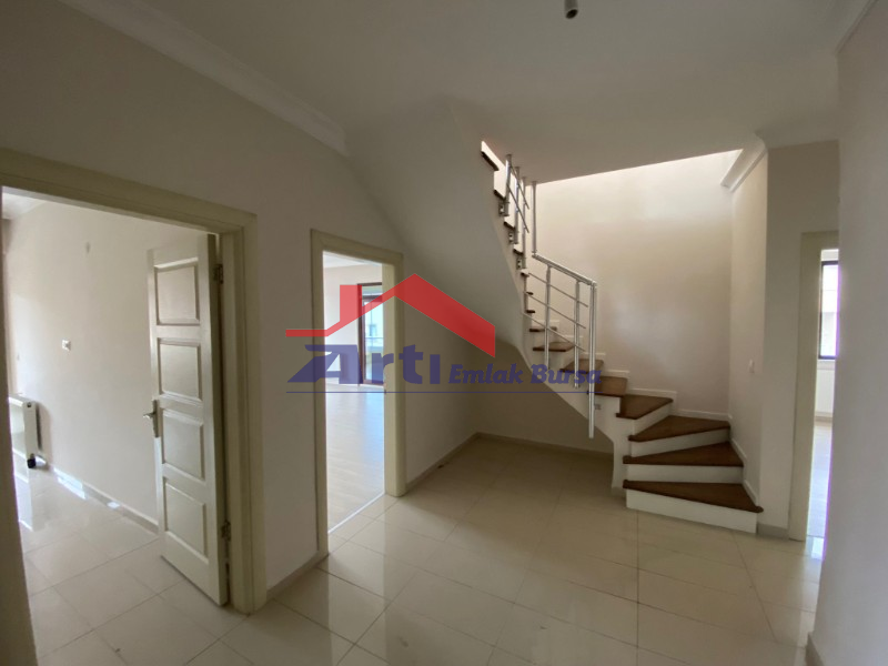 ARTI'DAN ÖZLÜCE BULVAR ÜZERİNDE 4+1 DUBLEKS GENİŞ DAİRE