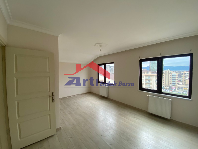ARTI'DAN ÖZLÜCE BULVAR ÜZERİNDE 4+1 DUBLEKS GENİŞ DAİRE