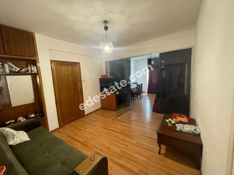 Lefkoşa Kumsal Bölgesinde SATILIK 4+1 GENİŞ DAİRE