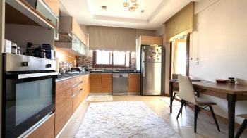 Elmas’tan Merkez’in En Prestijli Sitesinde Bağımsız Mutfak 3+1