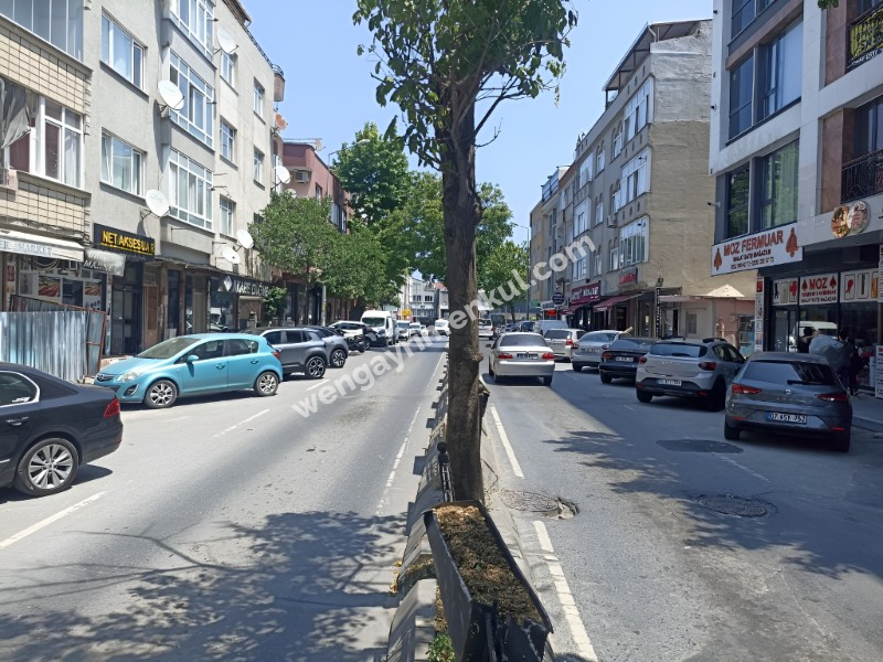 Bodrumlu dükkan Yıldırım mh,100.y cd Bayrampaşa