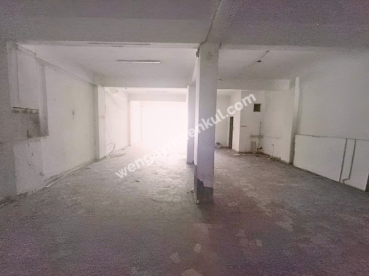 Bodrumlu dükkan Yıldırım mh,100.y cd Bayrampaşa