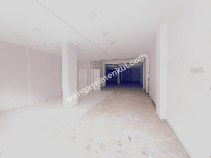 Bodrumlu dükkan Yıldırım mh,100.y cd Bayrampaşa