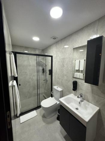 GİRNE LAPTA BÖLGESİNDE SATILIK KOMPLE BİNA ( BUTİK OTEL )   0533 880 00 84