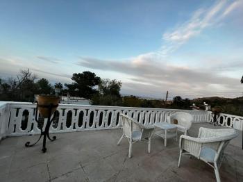 GİRNE LAPTA BÖLGESİNDE SATILIK KOMPLE BİNA ( BUTİK OTEL )   0533 880 00 84