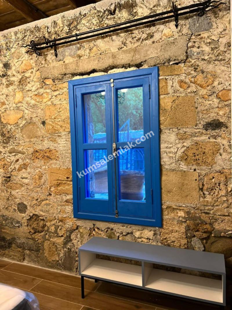 GİRNE LAPTA BÖLGESİNDE SATILIK KOMPLE BİNA ( BUTİK OTEL )   0533 880 00 84