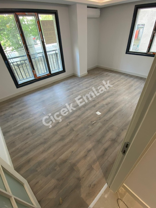 Karadolap Binevler'de Metroya Yakın 2+1 Sıfır Arakat Satılık Daire