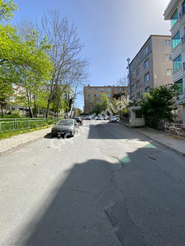 Karadolap Binevler'de Metroya Yakın 2+1 Sıfır Arakat Satılık Daire