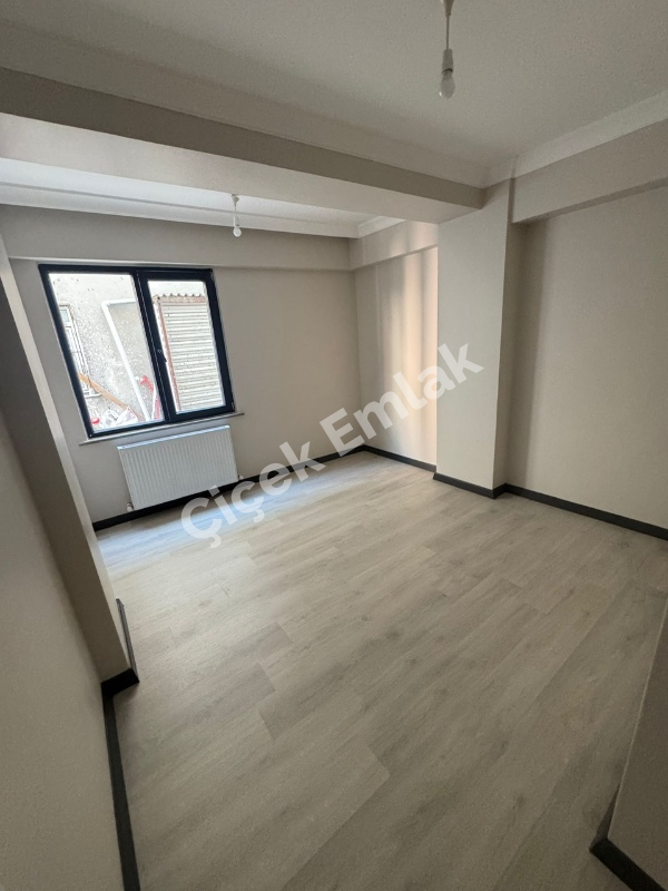 Metroya Yakın Sıfır Daire! Karadolap Binevler 2+1 | 1. Kat | 30.000 TL Kira Garantili